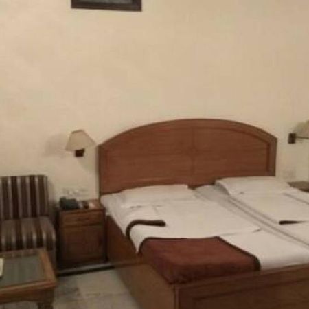 Mahalaxmi Plaza Hotel Faridabad Eksteriør billede