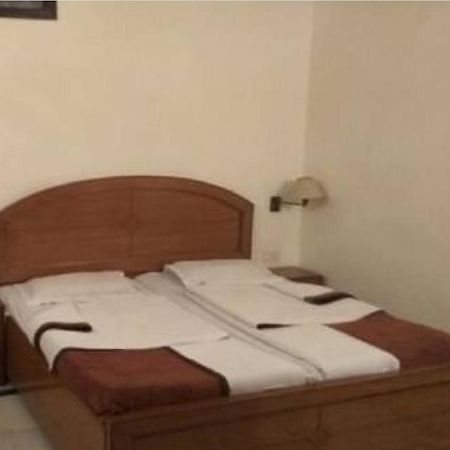 Mahalaxmi Plaza Hotel Faridabad Eksteriør billede