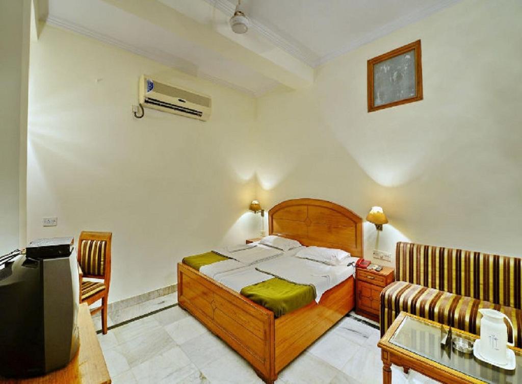 Mahalaxmi Plaza Hotel Faridabad Eksteriør billede